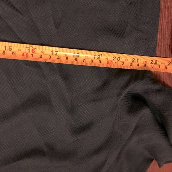 Sun & Shadow Blue long sleeve blouse- Size Large - Picture 7 of 9